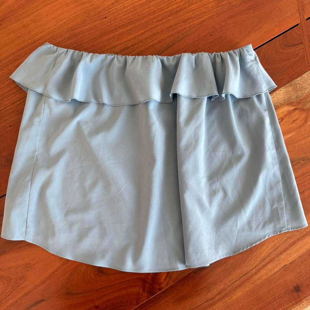 🦊 Free People Gray Strapless Ruffle Top - Picture 2 of 8